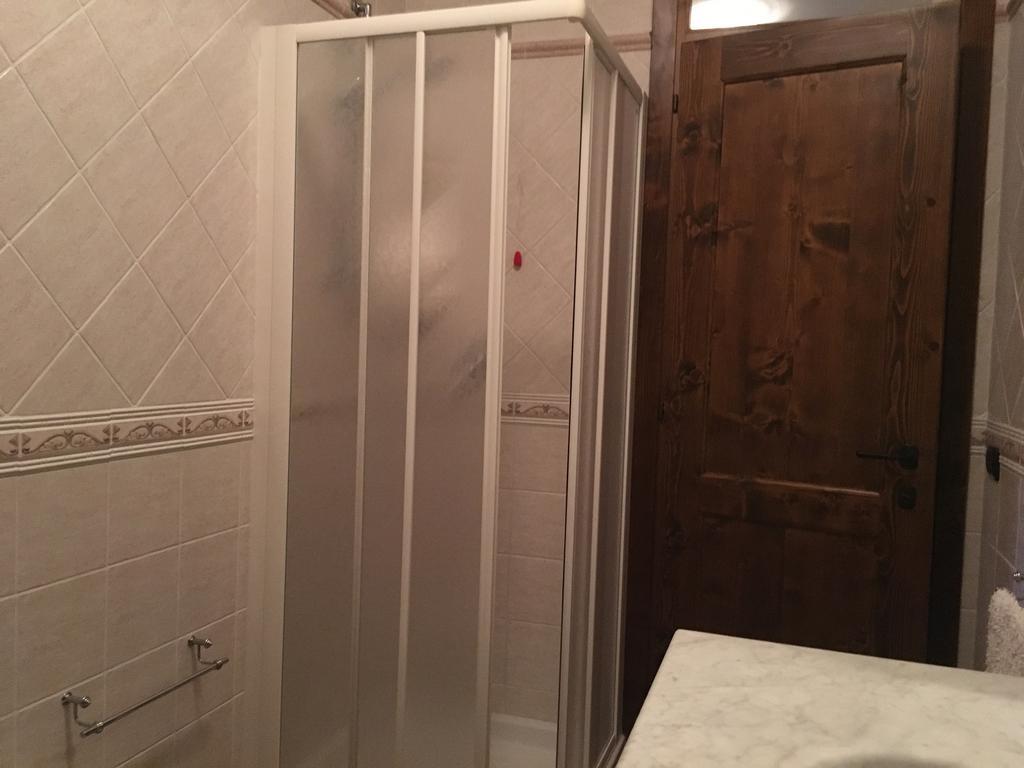 Appartamenti E Camere Il Poggio Di D'Angeli Lidia Auditore Exterior foto
