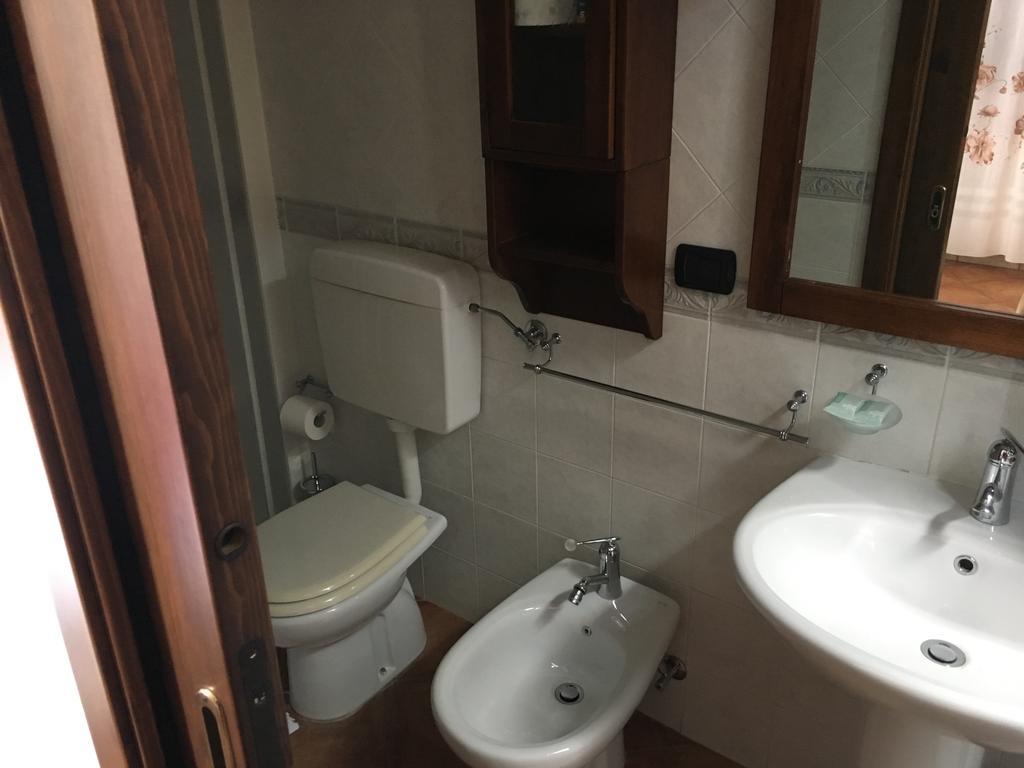 Appartamenti E Camere Il Poggio Di D'Angeli Lidia Auditore Exterior foto