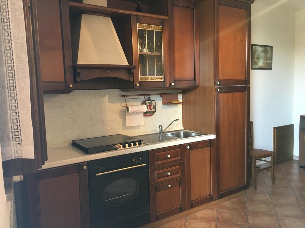 Appartamenti E Camere Il Poggio Di D'Angeli Lidia Auditore Exterior foto