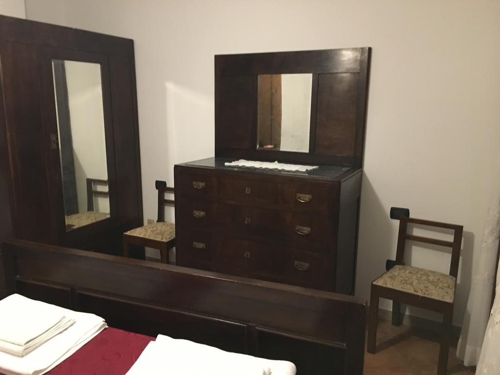 Appartamenti E Camere Il Poggio Di D'Angeli Lidia Auditore Exterior foto